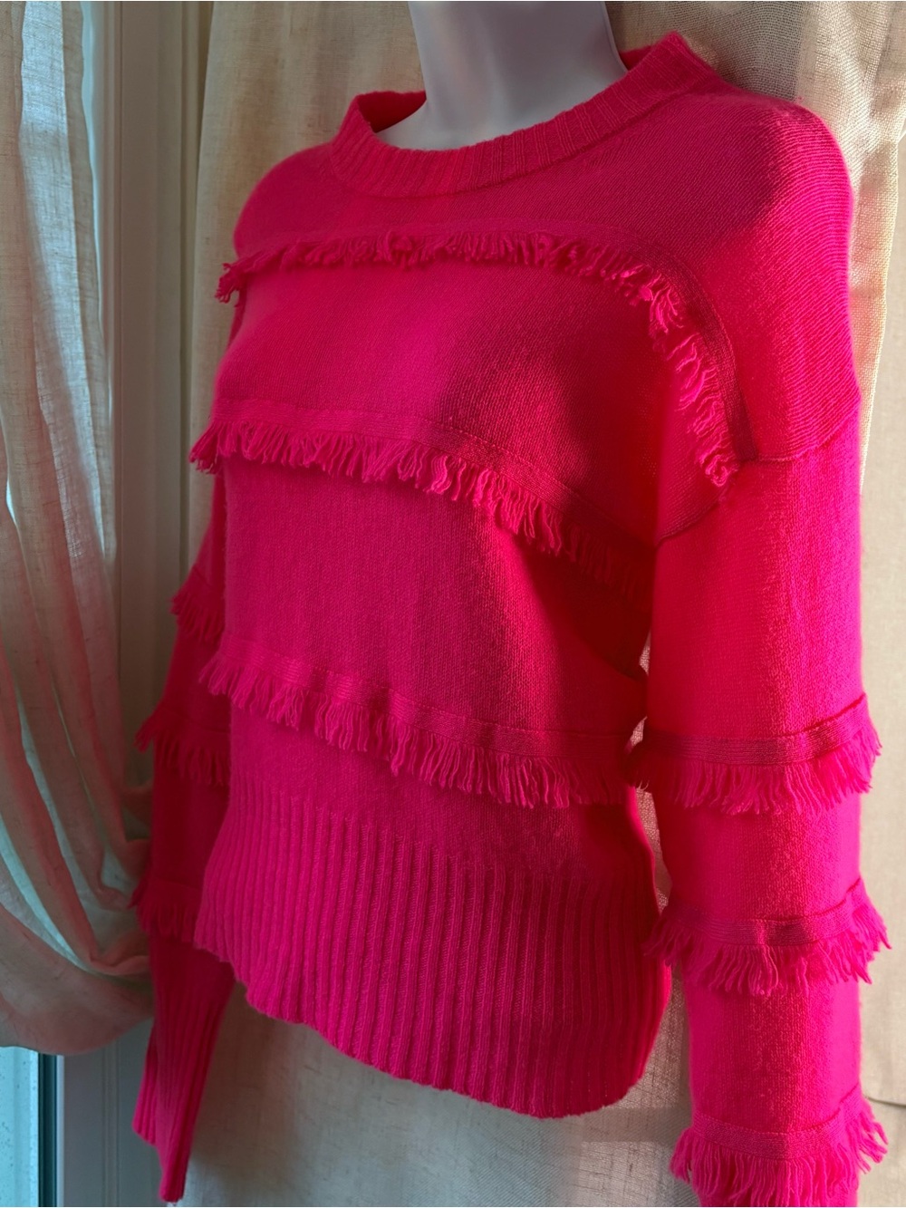 🌺 Brodie 100% Cashmere Fringe Detail Sweater | M
